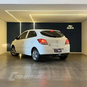 ONIX HATCH LT 1.0 8V FlexPower 5p Mec.