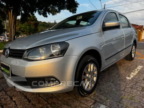 Volkswagen VOYAGE Trendline 1.6 T.Flex 8V 4p 4 portas