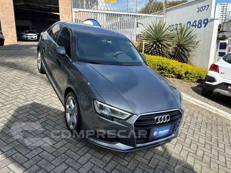 Audi A3 Sed. P.Plus 1.4 25Anos Flex TFSI Tip. 4 portas
