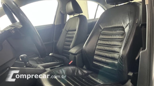 JETTA Highline 2.0 TSI 16V 4p Tiptronic