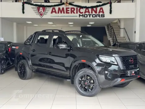 NISSAN Frontier 2.3 16V PRO4X CABINE DUPLA 4X4 BI-TURBO DIESEL AUTO 4 portas