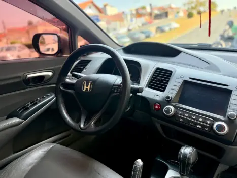Civic Sedan LXS 1.8/1.8 Flex 16V Aut. 4p