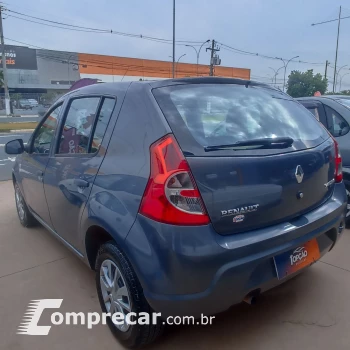 SANDERO Authentique Hi-Flex 1.0 16V 5p