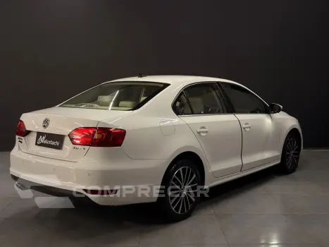 JETTA 2.0 TSI HIGHLINE 200CV GASOLINA 4P TIPTRONIC