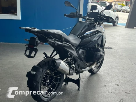 R 1300 GS TRIPLE BLACK