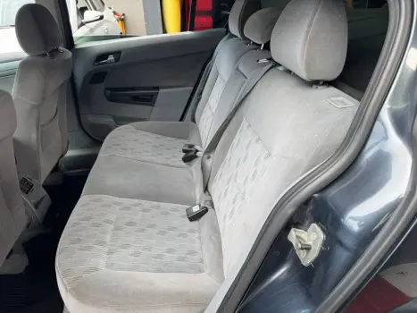 VECTRA 2.0 MPFI Elegance 8V