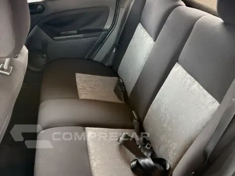 FIESTA SEDAN - 1.0 MPI SEDAN 8V 4P MANUAL