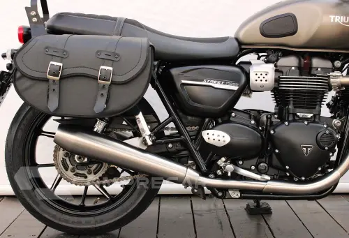 TRIUMPH STREET TWIN