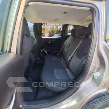 Renegade Longitude 1.8 4x2 Flex 16V Aut.