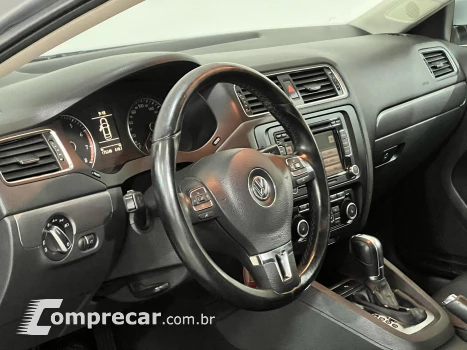 JETTA 2.0 TSI Highline 211cv