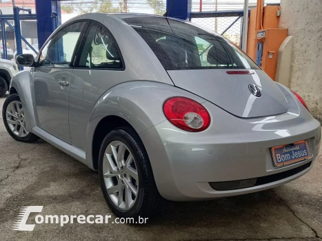 New Beetle 2.0 Mi 8V Gasolina 2P Automático