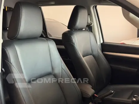 Hilux Caminhonete 2.8 16V SRV 4X4 DIESEL CABINE DUPLA AUTOMÁ