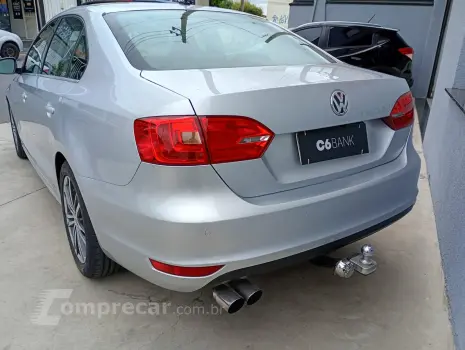 JETTA 2.0 TSI Highline 211cv