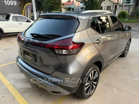 Kicks Play 1.6 16V Flexstart Advance Plus Xtronic