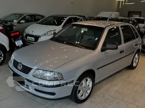 Volkswagen GOL 1.0 8V 4 portas