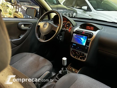 Corsa Sed. Premium 1.4 8V ECONOFLEX 4p