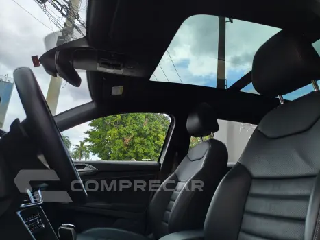 TAOS 1.4 250 TSI Highline