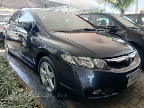 CIVIC - 1.8 LXS 16V 4P AUTOMÁTICO