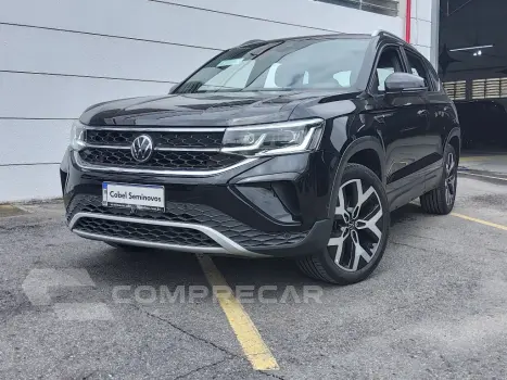 TAOS 1.4 250 TSI TOTAL FLEX HIGHLINE AUTOMÁTICO