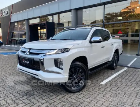 Mitsubishi L200 TRITON 2.4 16V Turbo Sport HPE CD 4X4 4 portas