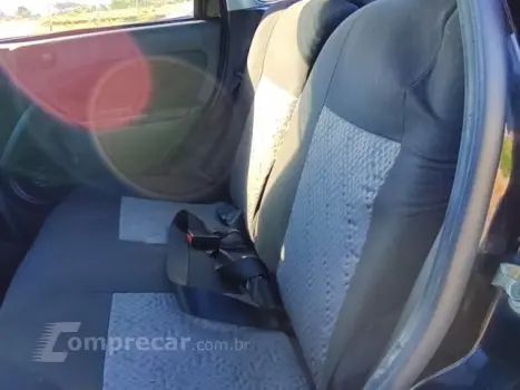 FIESTA SEDAN - 1.6 MPI SEDAN 8V 4P MANUAL