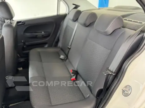 VOYAGE 1.0 Flex 12V 4p