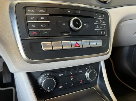 GLA 200 1.6 CGI FLEX ADVANCE 7G-DCT