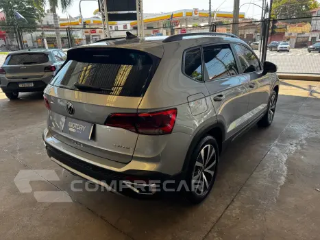 TAOS 1.4 250 TSI TOTAL FLEX COMFORTLINE AUTOMÁTICO