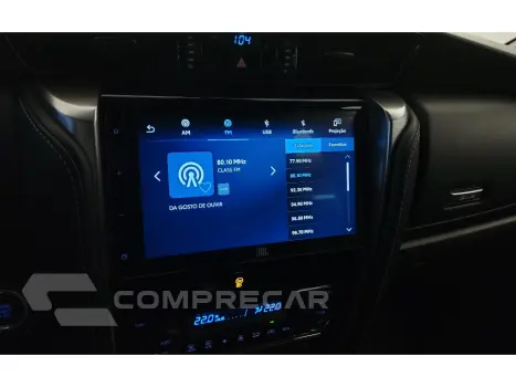 HILUX SW4 2.8 D-4D TURBO DIESEL SRX 7L 4X4 AUTOMÁTICO