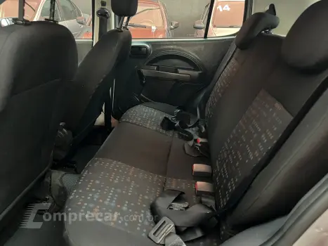 UNO 1.0 EVO Vivace 8V