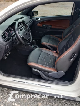 SAVEIRO 1.6 Cross CD 16V