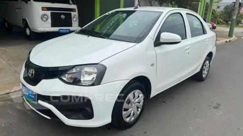 ETIOS 1.5 X Sedan 16V