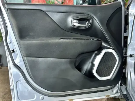 RENEGADE 1.8 16V FLEX 4P AUTOMÁTICO