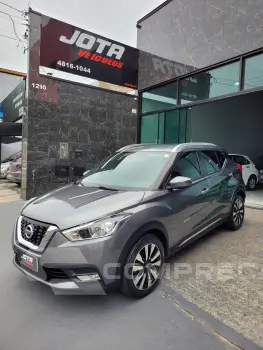 NISSAN KICKS 1.6 16V SL 4 portas