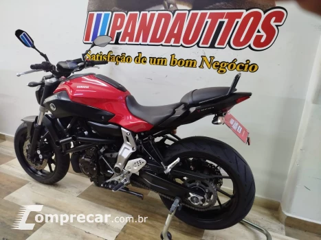 MT-07 700 cc