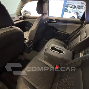 TAOS Comfortline 1.4 250 TSI Flex Aut.