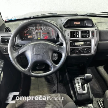 Pajero TR4 2.0 16V 4x4 Aut.