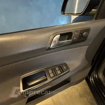 Polo 1.6 Mi/S.Ouro 1.6 Mi Tot.Flex 8V 5p