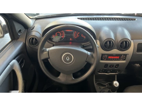 Renault LOGAN 1.0 AUTHENTIQUE 16V FLEX 4P MANUAL 4 portas