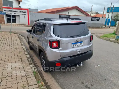 Renegade 1.8 16V Flex 4P Automático