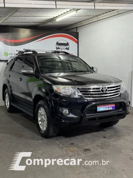 Hilux SW4 SR 4x2 2.7/ 2.7 Flex 16V Aut.