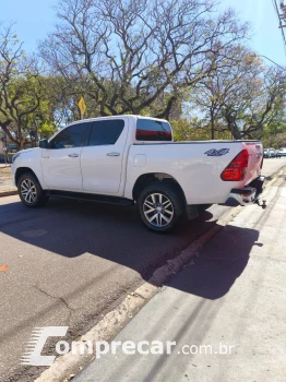 Hilux Caminhonete 2.8 16V SRX 4X4 DIESEL CABINE DUPLA AUTOMÁ