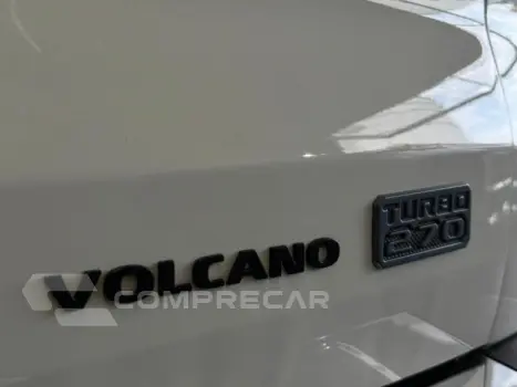 TORO - 1.3 TURBO 270 VOLCANO AT6