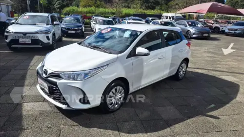 Toyota YARIS 1.5 16V FLEX XL MULTIDRIVE 4 portas