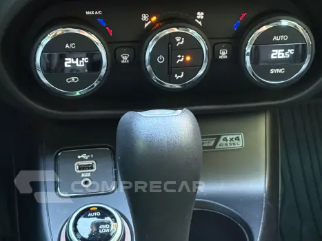 TORO 2.0 16V Turbo Ultra 4WD