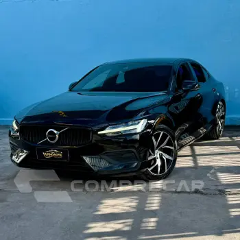 Volvo S60 T-4 MOMENTUM 2.0 190cv 4p 4 portas
