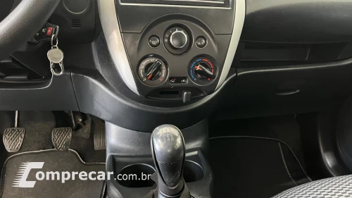 VERSA SV 1.6 16V FlexStart 4p Mec.