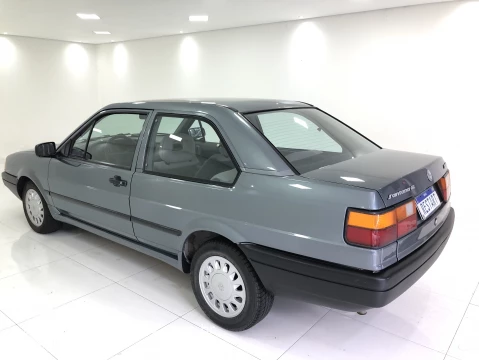 Volkswagen SANTANA 2.0 GL 8V 2 portas