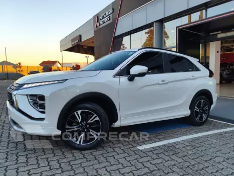 Mitsubishi ECLIPSE CROSS 1.5 Mivec Turbo HPE 4 portas