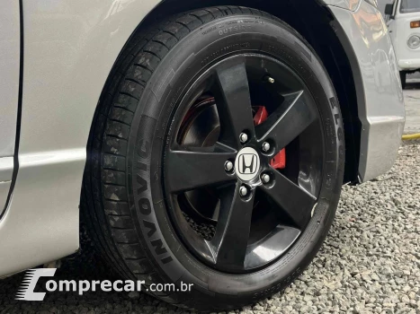 CIVIC 1.8 LXS 16V GASOLINA 4P AUTOMÁTICO